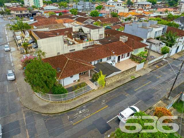 Casa / Sobrado para Venda em Joinville/SC Guanabara 4 Quartos