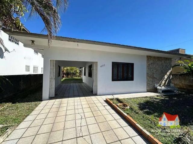 Casa / Sobrado para Venda em Joinville/SC Iririú 3 Quartos