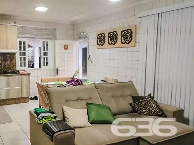 Casa / Sobrado para Venda em Joinville/SC Iririú 3 Quartos