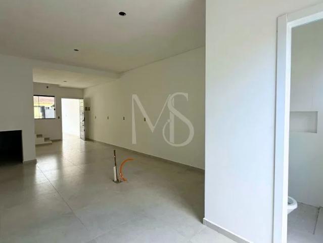 Casa / Sobrado para Venda em Joinville/SC Iririú 3 Quartos