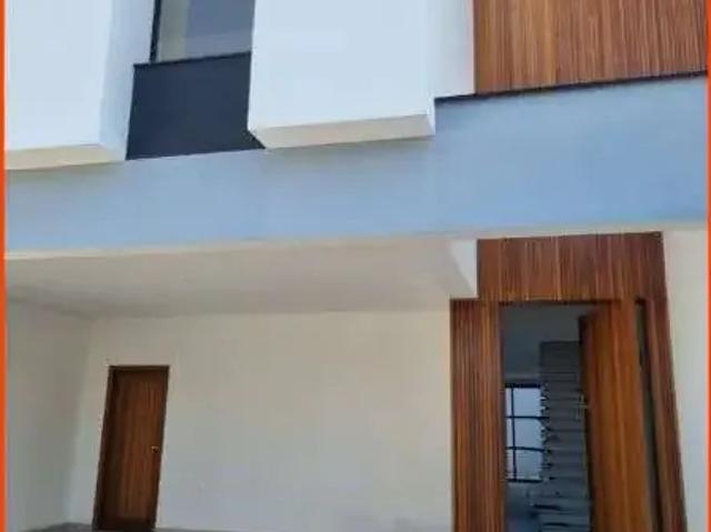 Casa / Sobrado para Venda em Joinville/SC Iririú 3 Quartos