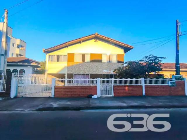 Casa / Sobrado para Venda em Joinville/SC Iririú 10 Quartos