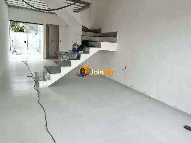 Casa / Sobrado para Venda em Joinville/SC Iririú 2 Quartos