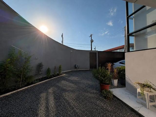 Casa / Sobrado para Venda em Joinville/SC Iririú 2 Quartos