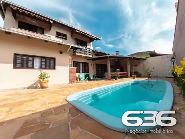 Casa / Sobrado para Venda em Joinville/SC Iririú 4 Quartos