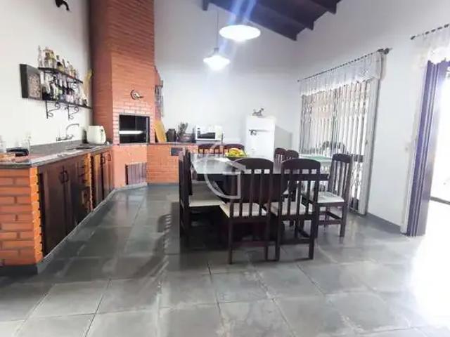 Casa / Sobrado para Venda em Joinville/SC Iririú 4 Quartos