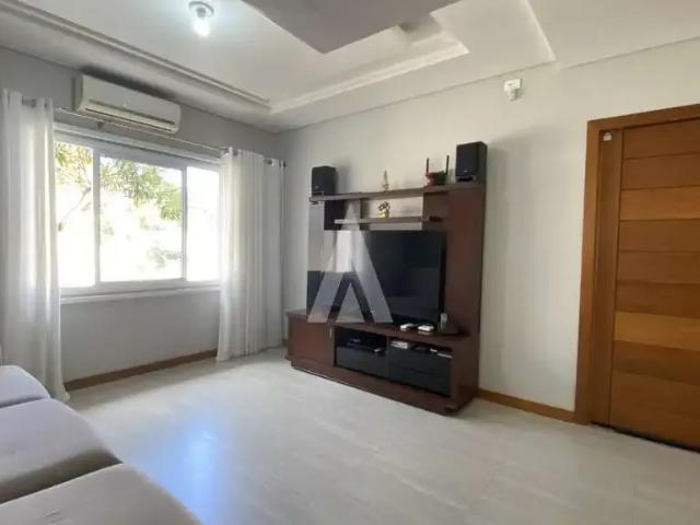 Casa / Sobrado para Venda em Joinville/SC Iririú 4 Quartos