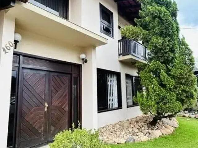 Casa / Sobrado para Venda em Joinville/SC Iririú 4 Quartos