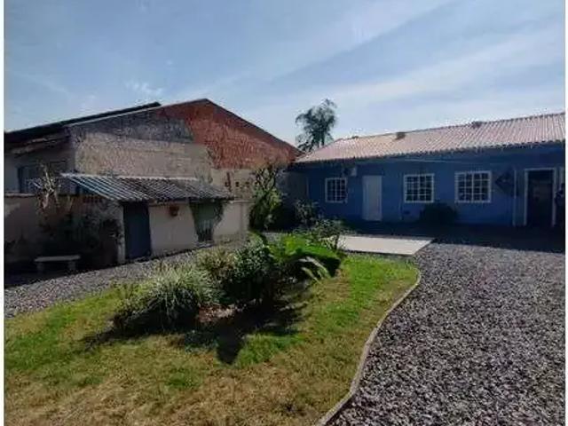 Casa / Sobrado para Venda em Joinville/SC Iririú