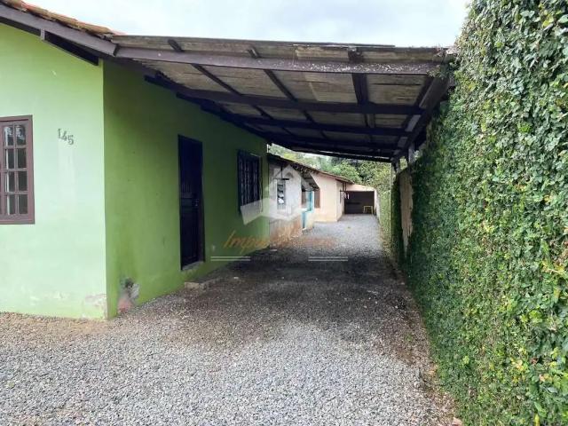 Casa / Sobrado para Venda em Joinville/SC Itaum 4 Quartos