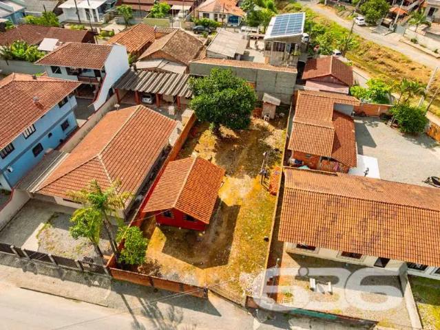 Casa / Sobrado para Venda em Joinville/SC Itaum 1 Quartos