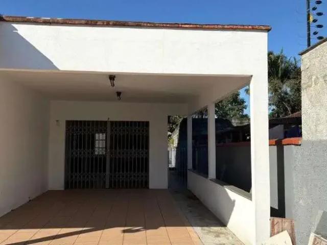 Casa / Sobrado para Venda em Joinville/SC Itaum 3 Quartos
