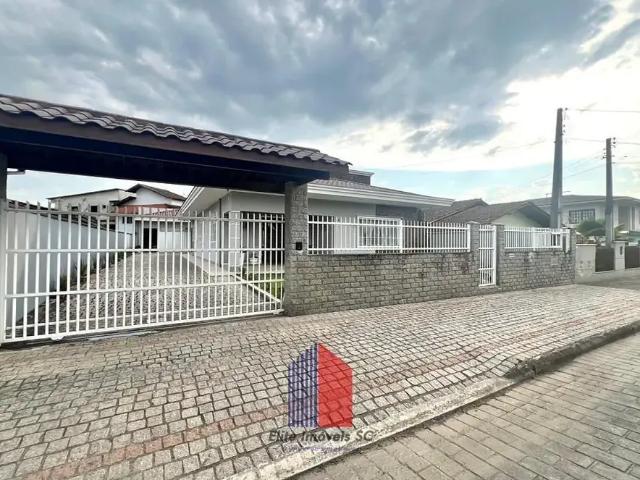 Casa / Sobrado para Venda em Joinville/SC Itaum 3 Quartos