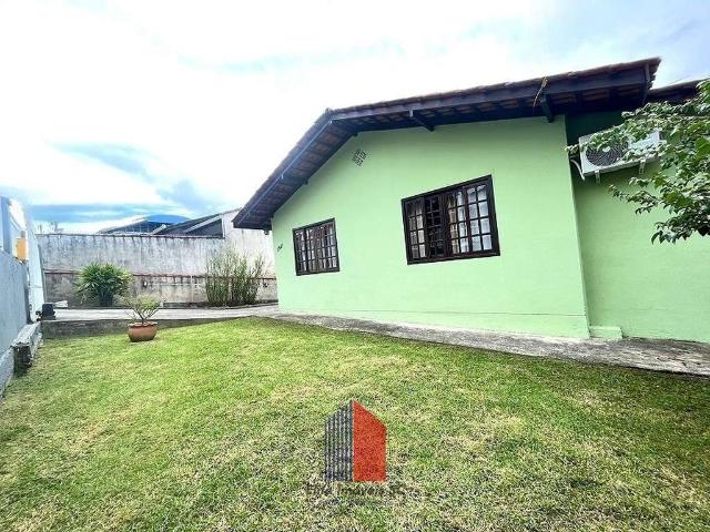 Casa / Sobrado para Venda em Joinville/SC Itaum 3 Quartos
