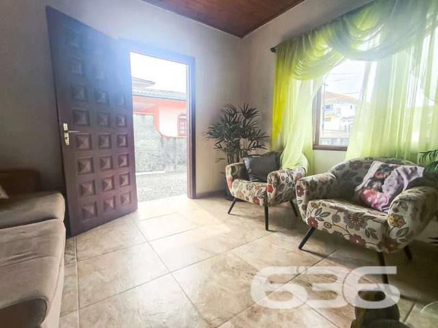 Casa / Sobrado para Venda em Joinville/SC Itinga 3 Quartos