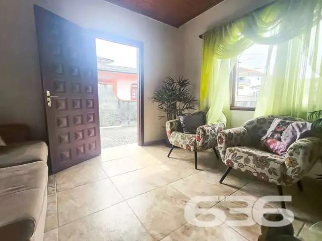 Casa / Sobrado para Venda em Joinville/SC Itinga 3 Quartos