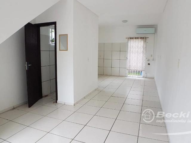 Casa / Sobrado para Venda em Joinville/SC Itinga 2 Quartos