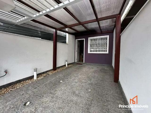 Casa / Sobrado para Venda em Joinville/SC Jardim Iririú 2 Quartos