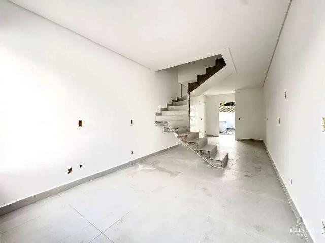 Casa / Sobrado para Venda em Joinville/SC Jardim Iririú 2 Quartos