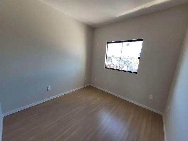 Casa / Sobrado para Venda em Joinville/SC Jardim Iririú 2 Quartos