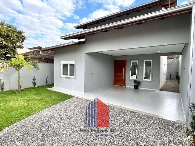 Casa / Sobrado para Venda em Joinville/SC Jardim Iririú 3 Quartos