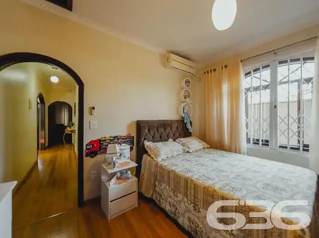 Casa / Sobrado para Venda em Joinville/SC Jardim Iririú 3 Quartos