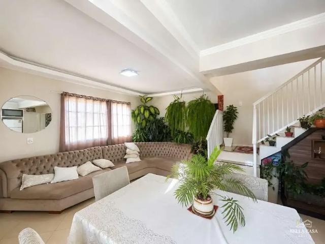 Casa / Sobrado para Venda em Joinville/SC Jardim Iririú 3 Quartos