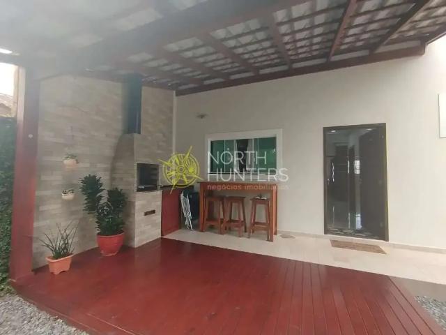 Casa / Sobrado para Venda em Joinville/SC Jardim Iririú 4 Quartos