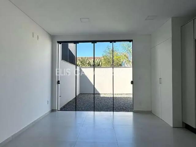 Casa / Sobrado para Venda em Joinville/SC Jardim Sofia 3 Quartos