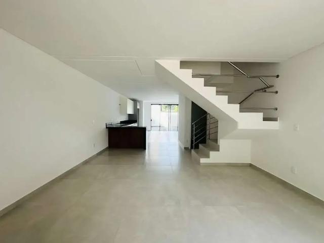 Casa / Sobrado para Venda em Joinville/SC Jardim Sofia 3 Quartos