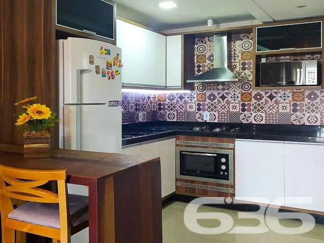 Casa / Sobrado para Venda em Joinville/SC Jarivatuba 2 Quartos