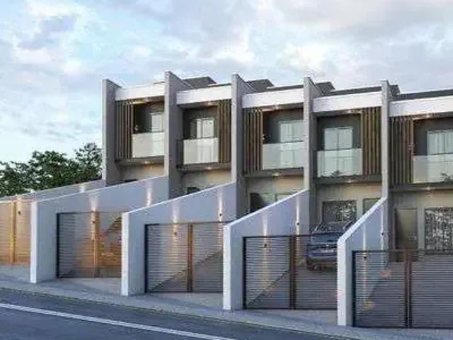 Casa / Sobrado para Venda em Joinville/SC Jarivatuba 2 Quartos