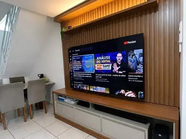 Casa / Sobrado para Venda em Joinville/SC Jarivatuba 2 Quartos
