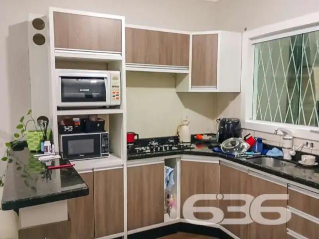 Casa / Sobrado para Venda em Joinville/SC Jarivatuba 2 Quartos