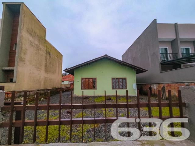 Casa / Sobrado para Venda em Joinville/SC Jarivatuba 2 Quartos