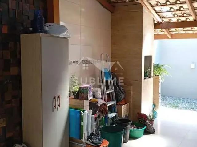 Casa / Sobrado para Venda em Joinville/SC Jarivatuba 3 Quartos