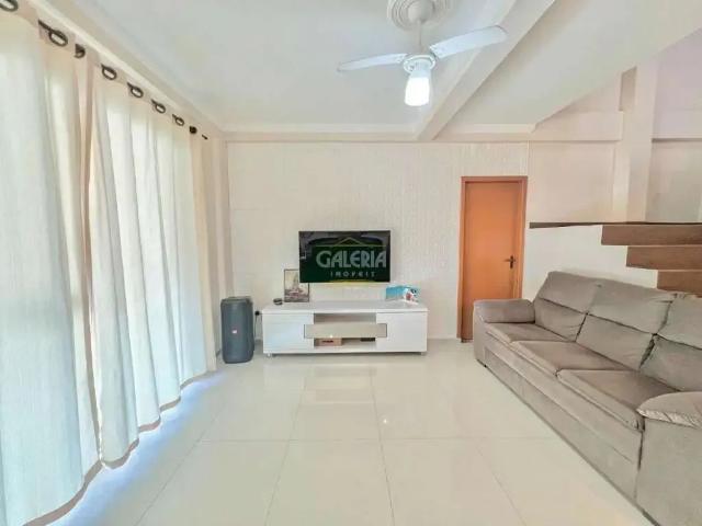 Casa / Sobrado para Venda em Joinville/SC Jarivatuba 4 Quartos