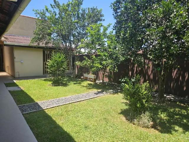 Casa / Sobrado para Venda em Joinville/SC Jarivatuba 4 Quartos
