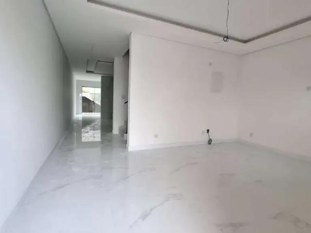 Casa / Sobrado para Venda em Joinville/SC João Costa 3 Quartos