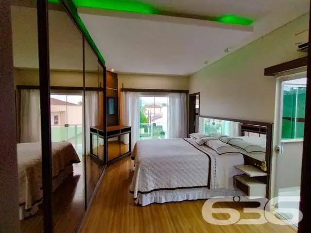 Casa / Sobrado para Venda em Joinville/SC João Costa 3 Quartos
