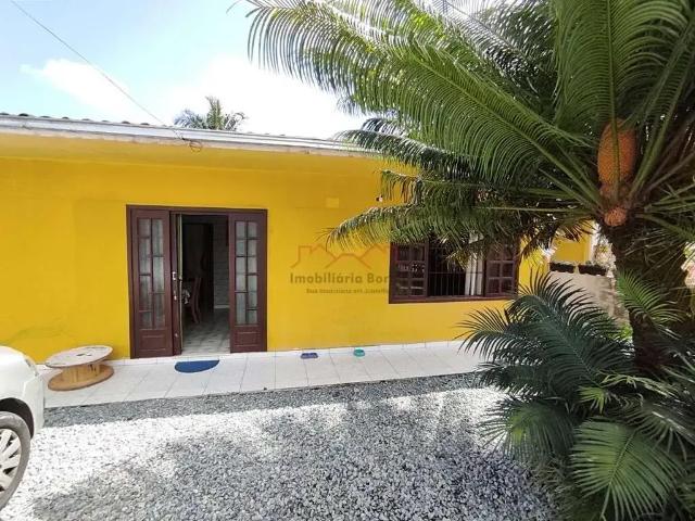 Casa / Sobrado para Venda em Joinville/SC João Costa 4 Quartos