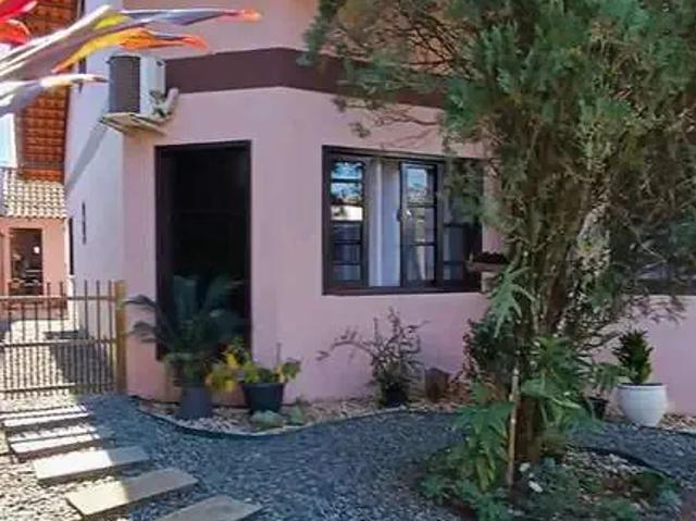 Casa / Sobrado para Venda em Joinville/SC João Costa 4 Quartos