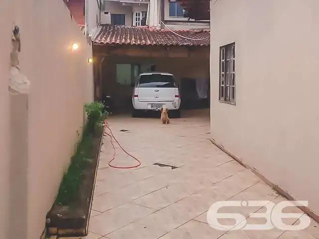 Casa / Sobrado para Venda em Joinville/SC João Costa 6 Quartos