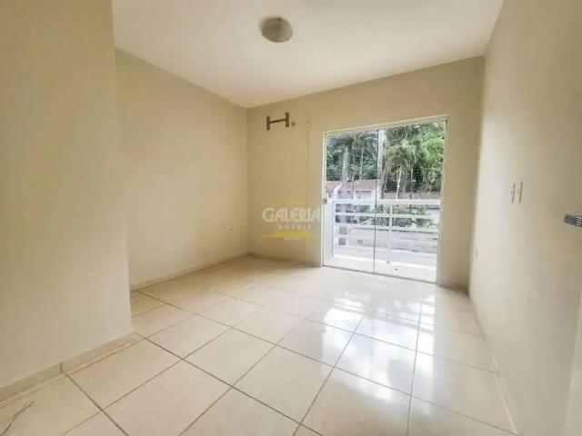 Casa / Sobrado para Venda em Joinville/SC Nova Brasília 2 Quartos
