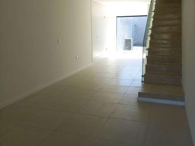 Casa / Sobrado para Venda em Joinville/SC Nova Brasília 2 Quartos