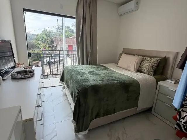 Casa / Sobrado para Venda em Joinville/SC Nova Brasília 2 Quartos
