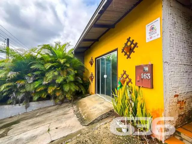 Casa / Sobrado para Venda em Joinville/SC Nova Brasília 2 Quartos