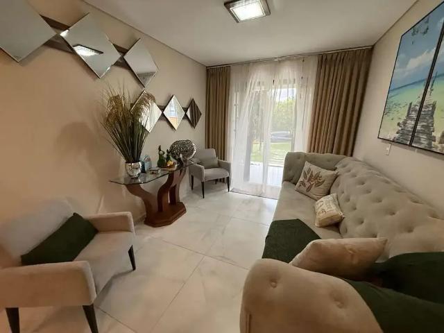 Casa / Sobrado para Venda em Joinville/SC Nova Brasília 3 Quartos