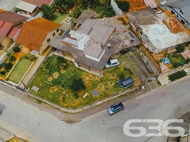Casa / Sobrado para Venda em Joinville/SC Nova Brasília 3 Quartos