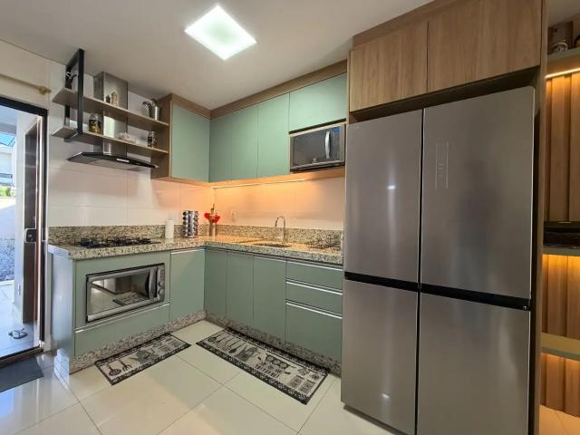 Casa / Sobrado para Venda em Joinville/SC Nova Brasília 3 Quartos